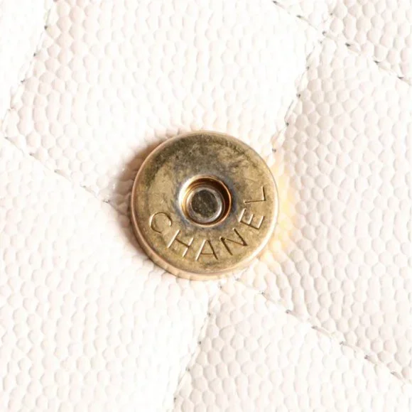 Chanel Plate Logo CC Flap Card Holder on Chain Quilted Caviar Mini - Picture 10 of 11